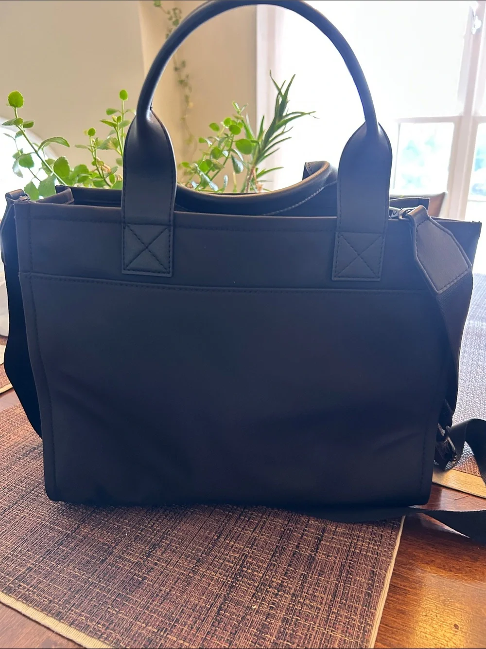 Dkny Black Nylon Logo Messenger Bag